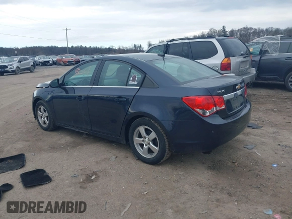 2014 Chevrolet Cruze 1LT z VIN 1G1PC5SB1E7248119, wystawiony jako IAAI lot #41653001 z przebiegiem 142 043 mil mil oraz . Historia ofert i sprzedaży dostępna na DreamBid. Obrazek 3.