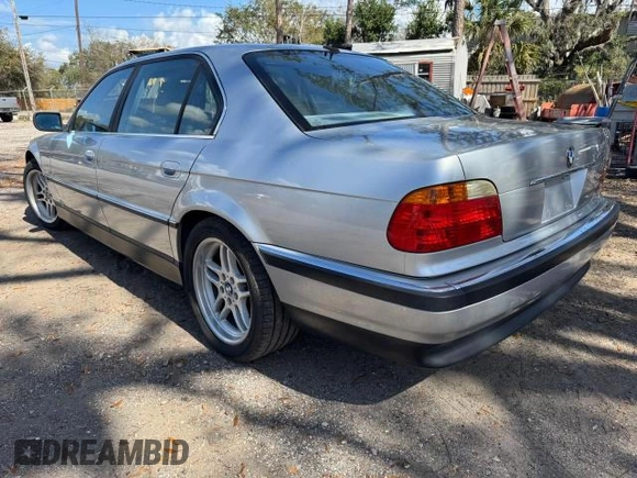2000 BMW 7 Series 740iL with VIN WBAGH8346YDP07884, listed as a Copart auction lot 46376535 with 165,505 mi miles and Clean Title. Bid and sale history available at carsss.com. Image 3.