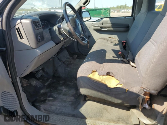 2002 Ford Super Duty F-250 XL with VIN 1FTNF20L82EC05758, listed as a Copart auction lot 71558824 with 134,922 mi miles and Non Repairable. Bid and sale history available at carsss.com. Image 7.