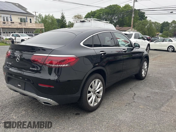 2021 Mercedes-Benz GLC 300 z VIN W1N0J8EB2MF904451, wystawiony jako Copart lot #57702365 z przebiegiem 117 769 mil mil oraz Czysty tytuł • Clean title. Historia ofert i sprzedaży dostępna na DreamBid. Obrazek 4.