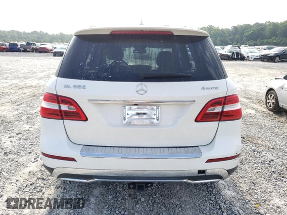 2013 Mercedes-Benz M 350 z VIN 4JGDA5HB3DA120288, wystawiony jako Copart lot #62765795 z przebiegiem Nie podano mil oraz Czysty tytuł • Clean title. Historia ofert i sprzedaży dostępna na DreamBid. Obrazek 6.