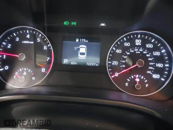 2020 Kia Forte LXS z VIN 3KPF24AD0LE255174, wystawiony jako IAAI lot #42273738 z przebiegiem 72 237 mil mil oraz . Historia ofert i sprzedaży dostępna na DreamBid. Obrazek 7.