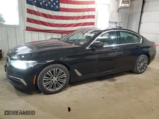 2019 BMW 5 Series 530i xDrive with VIN WBAJA7C59KWW14057, listed as a Copart auction lot 48418545 with 66,972 mi miles and Salvage Title. Bid and sale history available at carsss.com. Image 1.