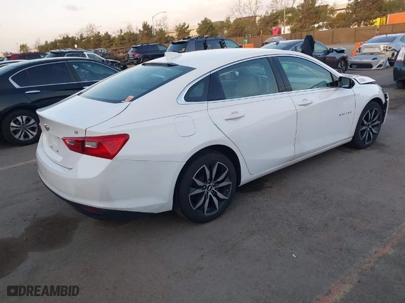 2018 Chevrolet Malibu LT with VIN 1G1ZD5ST2JF275375, listed as a IAAI auction lot 41436503 with 87,319 mi miles. Bid and sale history available at carsss.com. Image 4.