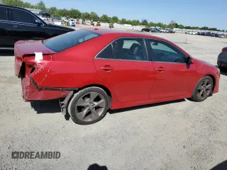 2014 Toyota Camry SE with VIN 4T1BK1FK1EU543497, listed as a Copart auction lot 53059335 with 236,983 mi miles and Salvage Title. Bid and sale history available at carsss.com. Image 3.