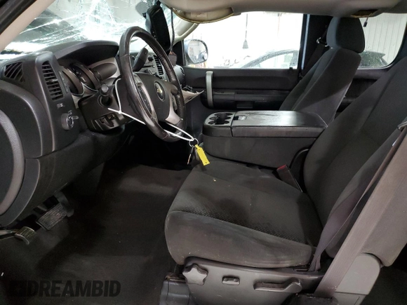 2008 Chevrolet Silverado 1500 1LT with VIN 2GCEK19J881280767, listed as a Copart auction lot 56515215 with 165,875 mi miles and Clean Title. Bid and sale history available at DreamBid. Image 7.