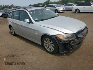 2006 BMW 3 Series 325xi z VIN WBAVT13536KW23228, wystawiony jako Copart lot #58734625 z przebiegiem 163 661 mil mil oraz Szkoda całkowita • Salvage title. Historia ofert i sprzedaży dostępna na DreamBid. Obrazek 4.