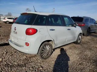 2014 FIAT 500L Easy with VIN ZFBCFABH8EZ027392, listed as a Copart auction lot 77047444 with 154,827 mi miles and Clean Title. Bid and sale history available at carsss.com. Image 3.