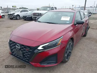 2023 Nissan Altima 2.5 SR with VIN 1N4BL4CV6PN316360, listed as a IAAI auction lot 41592967 with 60,433 mi miles. Bid and sale history available at carsss.com. Image 2.