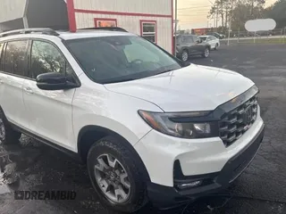 2022 Honda Passport TrailSport with VIN 5FNYF8H60NB029998, listed as a Copart auction lot 45600805 with 13,135 mi miles and Clean Title. Bid and sale history available at DreamBid. Image 1.
