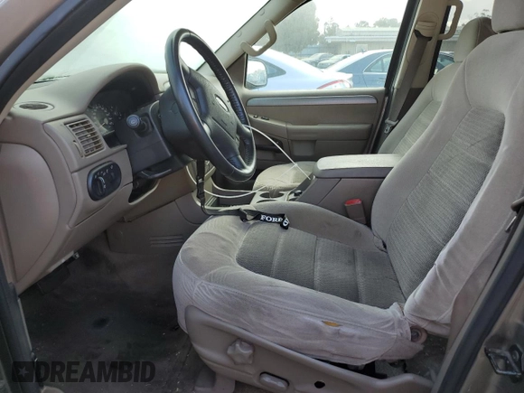 2004 Ford Explorer XLT with VIN 1FMZU73E54UC06615, listed as a Copart auction lot 71686384 with 158,941 mi miles and Clean Title. Bid and sale history available at DreamBid. Image 7.
