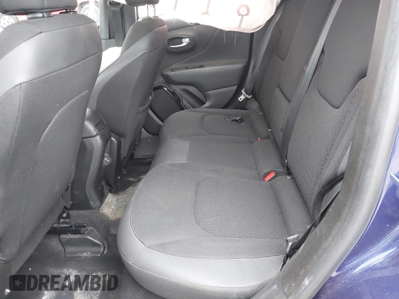 2018 Jeep Renegade Latitude with VIN ZACCJABB5JPJ07925, listed as a IAAI auction lot 41892633 with 141,975 mi miles and . Bid and sale history available at carsss.com. Image 8.