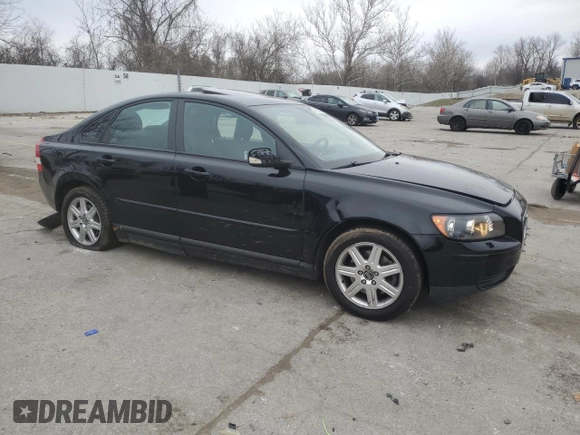 2006 Volvo S40 2.4L with VIN YV1MS382662173239, listed as a Copart auction lot 86269214 with 98,921 mi miles and Salvage Title. Bid and sale history available at carsss.com. Image 4.