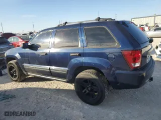 2005 Jeep Grand Cherokee Laredo with VIN 1J4GS48K55C649797, listed as a Copart auction lot 42828585 with 0 mi miles and Clean Title. Bid and sale history available at carsss.com. Image 2.