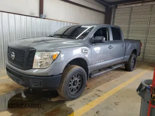 2016 Nissan Titan SV z VIN 1N6BA1F11GN517457, wystawiony jako Copart lot #60994175 z przebiegiem 102 321 mil mil oraz Czysty tytuł • Clean title. Historia ofert i sprzedaży dostępna na DreamBid. Obrazek 1.