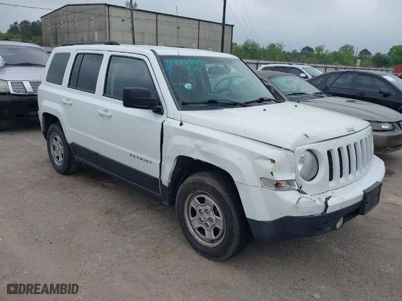 2016 Jeep Patriot Sport with VIN 1C4NJPBBXGD562646, listed as a IAAI auction lot 41929451 with 170,460 mi miles. Bid and sale history available at carsss.com. Image 1.