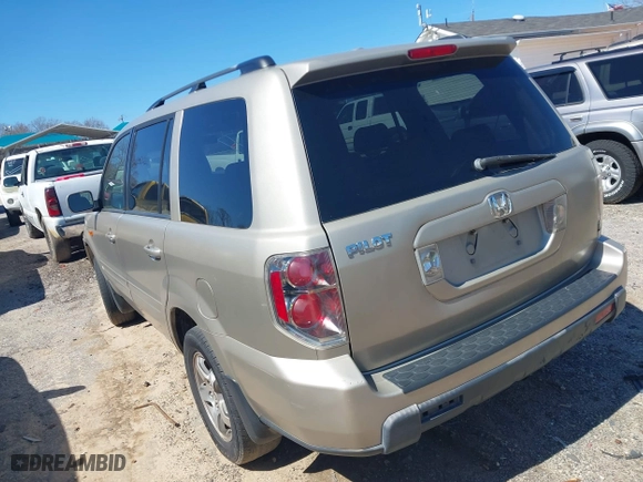 2006 Honda Pilot EX-L with RES with VIN 5FNYF28626B016118, listed as a IAAI auction lot 41819365 with 314,954 mi miles. Bid and sale history available at carsss.com. Image 3.