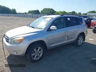 2008 Toyota RAV4 Limited с VIN JTMZD31V085088232, выставлен на аукционе IAAI как лот 42334920 с пробегом Не указан миль и . История ставок и продаж доступна на DreamBid. Изображение 2.