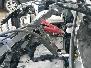 2024 Kia Seltos LX z VIN KNDEPCAA6R7592888, wystawiony jako IAAI lot #42759567 z przebiegiem 28 077 mil mil oraz . Historia ofert i sprzedaży dostępna na DreamBid. Obrazek 20.