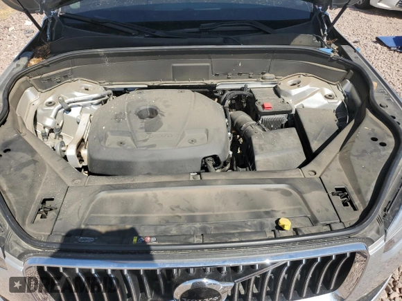2021 Volvo XC90 Momentum z VIN YV4102CK1M1687063, wystawiony jako Copart lot #73581614 z przebiegiem 34 218 mil mil oraz Szkoda całkowita • Salvage title. Historia ofert i sprzedaży dostępna na DreamBid. Obrazek 12.