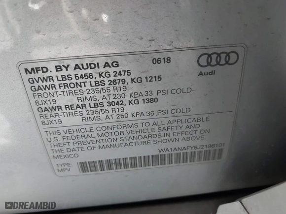2018 Audi Q5 Premium with VIN WA1ANAFY5J2198101, listed as a IAAI auction lot 41635660 with 120,502 mi miles. Bid and sale history available at carsss.com. Image 9.