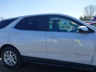 2022 Chevrolet Equinox LT with VIN 3GNAXKEVXNL261573, listed as a IAAI auction lot 41964423 with 45,648 mi miles. Bid and sale history available at carsss.com. Image 13.