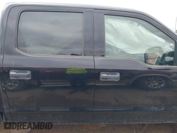 2019 Ford F-250 XL z VIN 1FT7W2B65KEF51556, wystawiony jako IAAI lot #41955220 z przebiegiem 128 460 mil mil oraz . Historia ofert i sprzedaży dostępna na DreamBid. Obrazek 14.