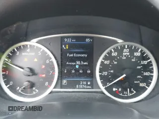 2019 Nissan Sentra SV z VIN 3N1AB7AP0KY214498, wystawiony jako IAAI lot #42394908 z przebiegiem 81 874 mil mil oraz . Historia ofert i sprzedaży dostępna na DreamBid. Obrazek 7.