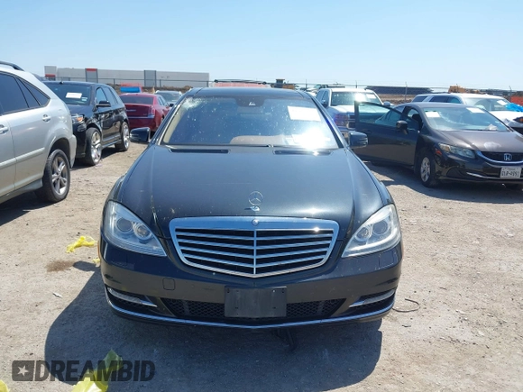 2013 Mercedes-Benz S 550 with VIN WDDNG9EB3DA523390, listed as a IAAI auction lot 41967859 with 131,154 mi miles and . Bid and sale history available at DreamBid. Image 12.