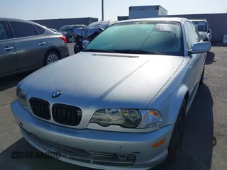 2002 BMW 3 Series 330Ci z VIN WBABN53462PH01495, wystawiony jako IAAI lot #42532216 z przebiegiem 180 545 mil mil oraz . Historia ofert i sprzedaży dostępna na DreamBid. Obrazek 6.