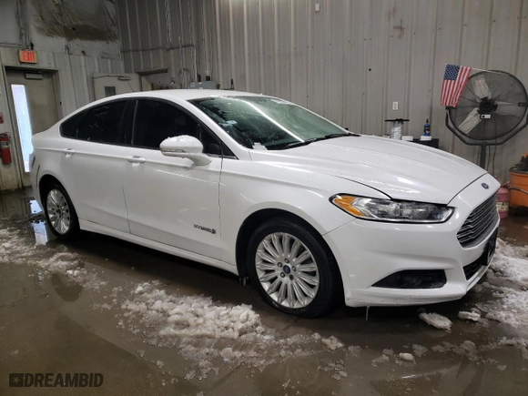 2014 Ford Fusion SE Hybrid with VIN 3FA6P0LU5ER300571, listed as a Copart auction lot 44966015 with 123,319 mi miles and Salvage Title. Bid and sale history available at carsss.com. Image 4.