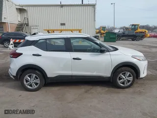 2024 Nissan Kicks S with VIN 3N1CP5BV0RL595059, listed as a IAAI auction lot 41800445 with 590 mi miles. Bid and sale history available at carsss.com. Image 13.