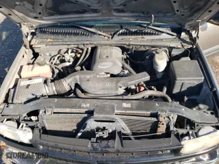 2003 Chevrolet Tahoe LS with VIN 1GNEC13V13R195379, listed as a Copart auction lot 50188035 with 0 mi miles and Salvage Title. Bid and sale history available at carsss.com. Image 12.
