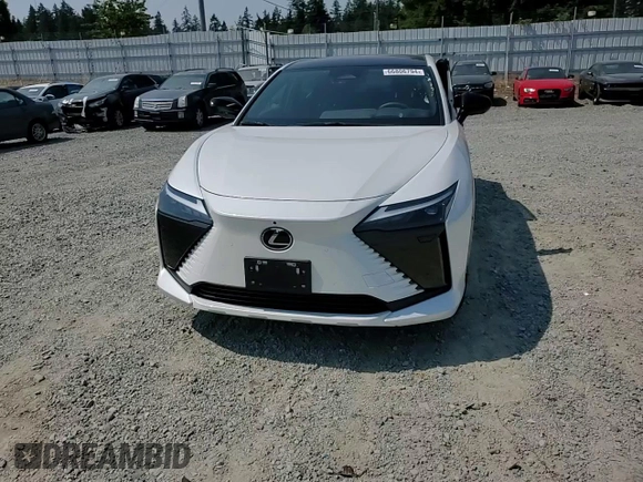 2023 Lexus RZ 450e Premium z VIN JTJAAAAB7PA020545, wystawiony jako Copart lot #66806794 z przebiegiem 7 177 mil mil oraz Szkoda całkowita • Salvage title. Historia ofert i sprzedaży dostępna na DreamBid. Obrazek 11.