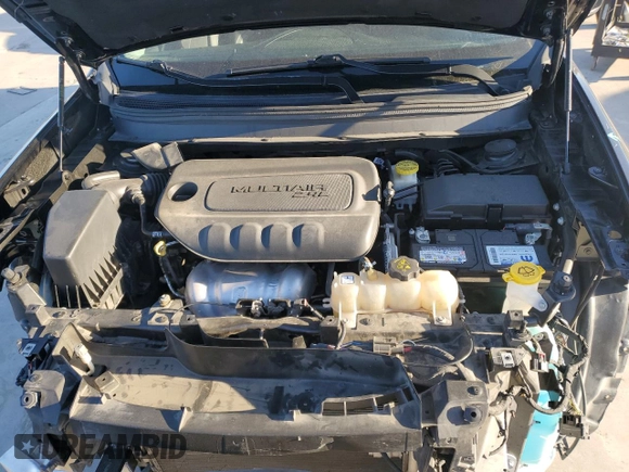 2021 Jeep Cherokee Latitude Plus z VIN 1C4PJLLB7MD103585, wystawiony jako Copart lot #79687204 z przebiegiem 151 286 mil mil oraz Szkoda całkowita • Salvage title. Historia ofert i sprzedaży dostępna na DreamBid. Obrazek 12.