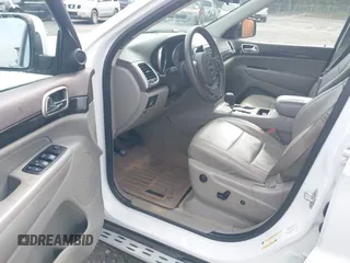 2013 Jeep Grand Cherokee Laredo с VIN 1C4RJEAG6DC647164, выставлен на аукционе IAAI как лот 42282295 с пробегом 128 511 миль миль и . История ставок и продаж доступна на DreamBid. Изображение 5.