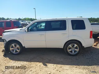 2014 Honda Pilot EX-L with VIN 5FNYF3H53EB025048, listed as a IAAI auction lot 42060266 with Not Provided miles and . Bid and sale history available at carsss.com. Image 14.