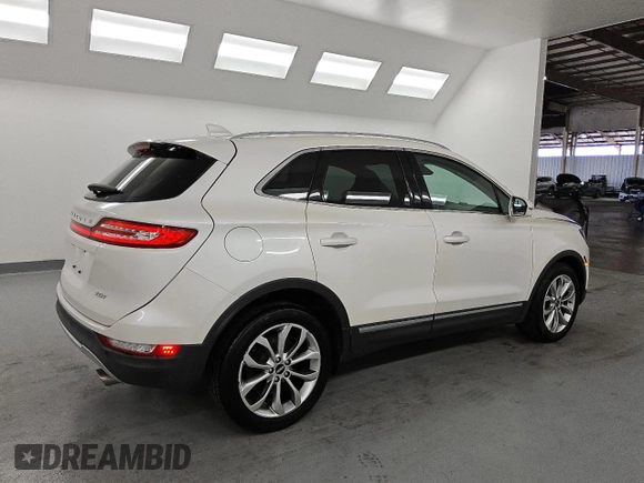 2018 Lincoln MKC Select with VIN 5LMCJ2C93JUL17824, listed as a Copart auction lot 60487345 with 56,394 mi miles and Clean title. Bid and sale history available at DreamBid. Image 3.