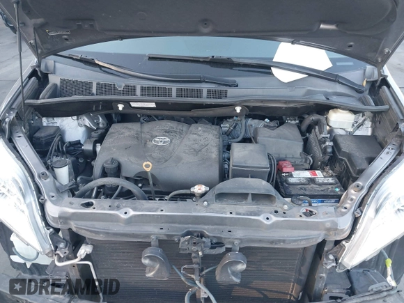 2018 Toyota Sienna L with VIN 5TDZZ3DC0JS965524, listed as a IAAI auction lot 41608423 with 63,815 mi miles and . Bid and sale history available at DreamBid. Image 10.