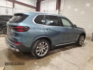 2026 BMW X5 xDrive40i z VIN 5UX23EU04T9052995, wystawiony jako Copart lot #61350465 z przebiegiem Nie podano mil oraz Czysty tytuł • Clean title. Historia ofert i sprzedaży dostępna na DreamBid. Obrazek 3.