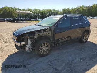 2016 Jeep Cherokee Latitude z VIN 1C4PJMCB4GW375624, wystawiony jako Copart lot #55562415 z przebiegiem 218 437 mil mil oraz Szkoda całkowita • Salvage title. Historia ofert i sprzedaży dostępna na DreamBid. Obrazek 1.