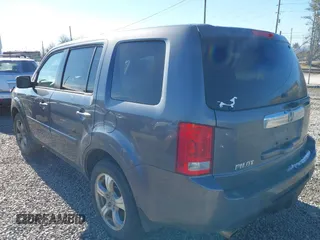 2015 Honda Pilot EX-L with VIN 5FNYF4H52FB070456, listed as a IAAI auction lot 41247639 with 182,998 mi miles and . Bid and sale history available at carsss.com. Image 3.