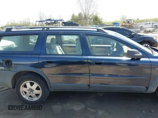 2002 Volvo V70 with VIN YV1SZ58DX21075265, listed as a IAAI auction lot 41983006 with 180,393 mi miles. Bid and sale history available at carsss.com. Image 13.