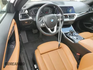 2022 BMW 2 Series 230i z VIN 3MW23CM08N8C50009, wystawiony jako Copart lot #55574415 z przebiegiem 65 654 mil mil oraz Szkoda całkowita • Salvage title. Historia ofert i sprzedaży dostępna na DreamBid. Obrazek 8.