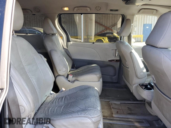 2011 Toyota Sienna XLE with VIN 5TDDK3DC5BS029513, listed as a Copart auction lot 60930395 with 234,226 mi miles and Salvage title. Bid and sale history available at DreamBid. Image 11.