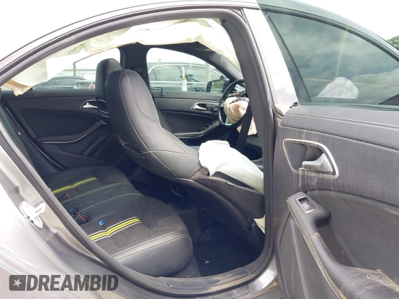 2014 Mercedes-Benz CLA 250 with VIN WDDSJ4EB8EN026904, listed as a IAAI auction lot 42591502 with 138,631 mi miles and . Bid and sale history available at DreamBid. Image 8.