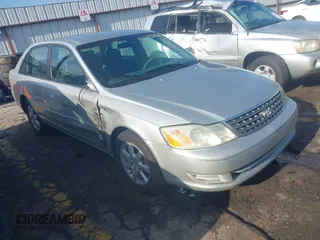 2004 Toyota Avalon XL z VIN 4T1BF28B14U346741, wystawiony jako IAAI lot #42252769 z przebiegiem 219 291 mil mil oraz . Historia ofert i sprzedaży dostępna na DreamBid. Obrazek 1.