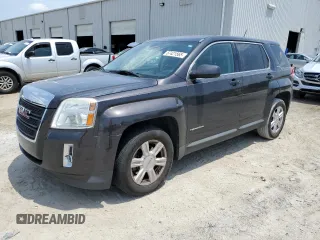 2015 GMC Terrain SLE z VIN 2GKALMEK0F6143709, wystawiony jako Copart lot #57421565 z przebiegiem 128 517 mil mil oraz Czysty tytuł • Clean title. Historia ofert i sprzedaży dostępna na DreamBid. Obrazek 1.