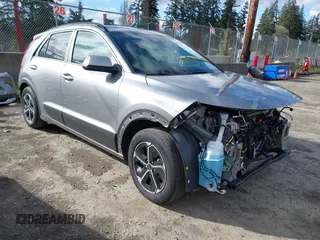 2024 Kia Niro EX Touring with VIN KNDCR3LE4R5148891, listed as a IAAI auction lot 41817925 with 12,333 mi miles. Bid and sale history available at carsss.com. Image 1.