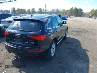 2015 Audi Q5 Premium Plus with VIN WA1LFAFP2FA092635, listed as a IAAI auction lot 41732845 with 104,585 mi miles. Bid and sale history available at carsss.com. Image 4.